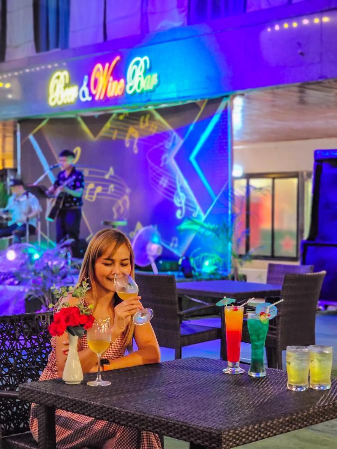 נחון סי טמארט The Twin Lotus Hotel מראה חיצוני תמונה